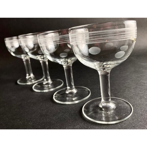 Set of 4 Vintage Cordial/Liquor Glasses | Retro Stemware - Picture 6 of 8